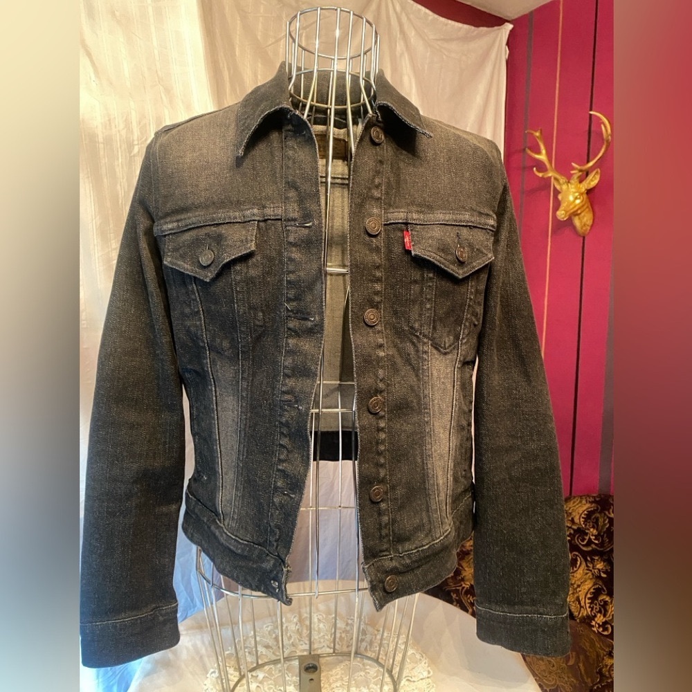 Levi’s Black Denim Jean Jacket, Size Medium